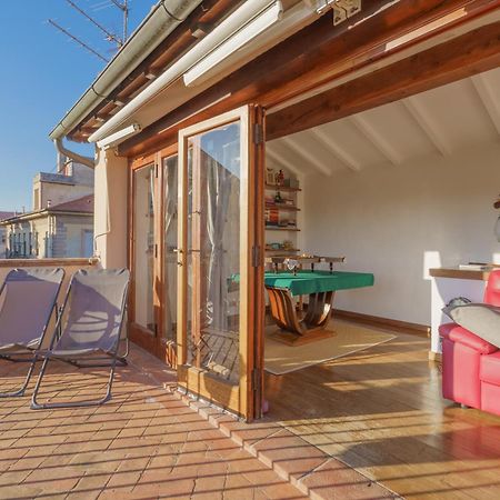 לוקה Terrazza Coccode' Spazioso Con Vista Mozzafiato! מראה חיצוני תמונה