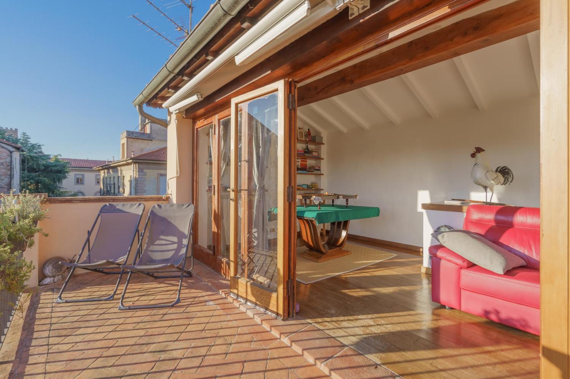 לוקה Terrazza Coccode' Spazioso Con Vista Mozzafiato! מראה חיצוני תמונה