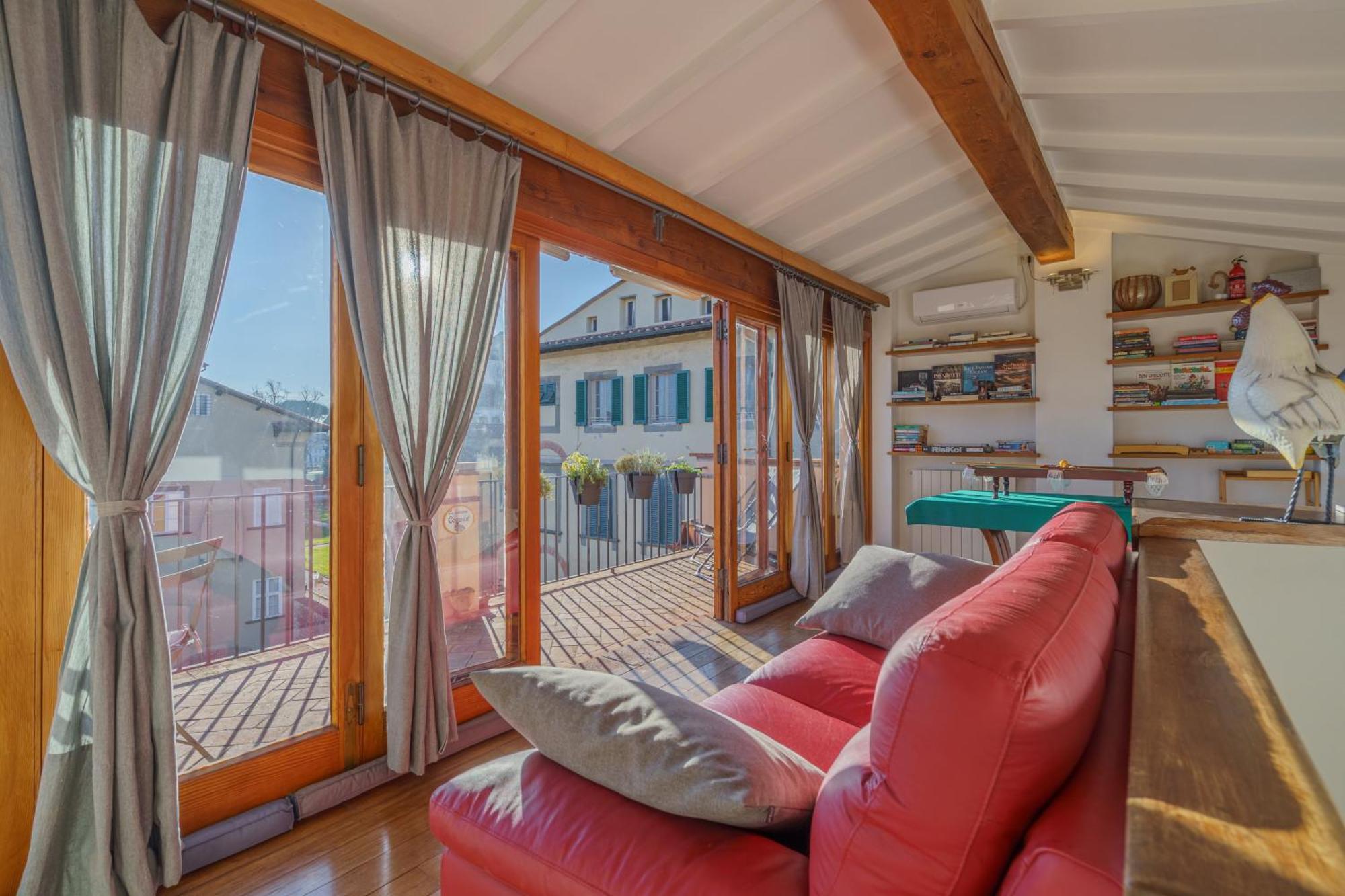 לוקה Terrazza Coccode' Spazioso Con Vista Mozzafiato! מראה חיצוני תמונה